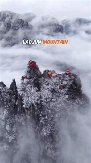 This is Laojun Mountain, China 🇨🇳 Taoist temples are built on sharp granite peaks over 2,200 meters high — often disappearing completely when fog moves through. A place where entire temples can vanish in minutes. #LaojunMountain #Laojunshan #ChinaTravel #HiddenChina #SacredMountains #Taoism #MountainTemples #AboveTheClouds #FoggyMountains #TravelReels #NatureWonders #EarthUnreal #Wanderlust #AsiaTravel #LandscapeLovers #WonderDose | Wanderdose