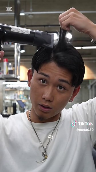 七三分け流し系【ドライヤー編】 #セット動画 #徳島カット #徳島短髪 #徳島七三分け #徳島メンズカット #徳島メンズパーマ #徳島パーマ #徳島美容室 #濡れパン #徳島で有名になる美容師 #コタロウ