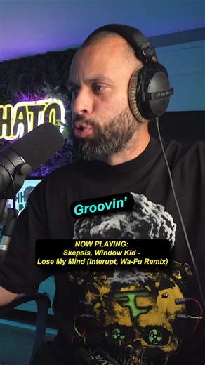 Exciting Bass House Drop Music Reaction