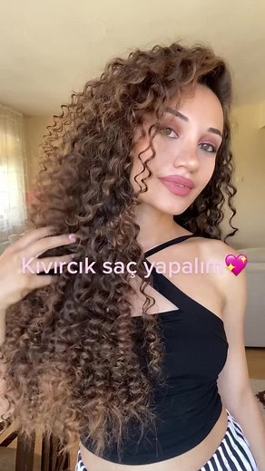 Beğendiniz mii? #curlyhair #hairstyle #kıvırcıksaç #fyp