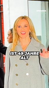 Wenn Reese Witherspoon kein Reptiloid ist, kann ich mir das nicht erklären 😨 📹: https://www.instagram.com/backgrid_usa/ | Ikonen