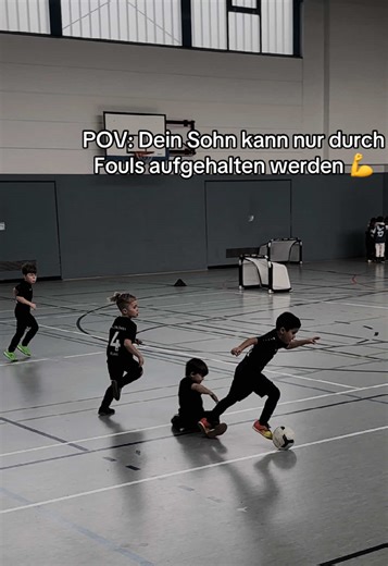 Unstoppable Street Football Skills: Ankle Breaker Moves