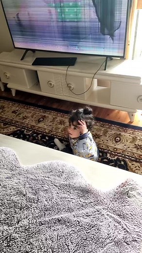 lar123 (@loly19946)’s videos with Head, Shoulders, Knees And Toes - Classic Version - CoComelon