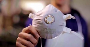 Coronavirus, mascherine e visiere protettive in 3D Made in Sicily: ok dalla Regione