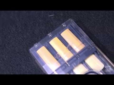 Vandoren Hygro Reed Case with 2 Free Indicator Disks