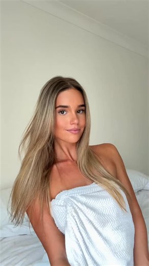 The ultimate wash routine for blondes to keep your hair looking bright and fresh 🦋🫧 | Pump Haircare