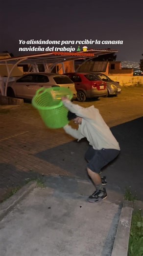 Preparativos para la Canasta Navideña