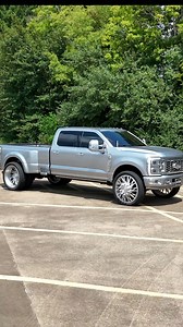 72K views · 1.3K reactions | Bossman turning it up a notch with his new setup  28” JTX Forged D-206 wheels from our Dually series! #JTX #OnJTX #TeamJTX #JTXForged | JTX Forged | Facebook