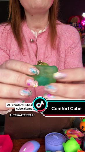If you love a really satisfying sensory fidget, this little cube is one of those toys you’ll end up picking up again and again without even thinking about it. The AC Toyz Comfort Cube looks simple, but the texture is what makes it addictive. It’s a soft, gel-filled cube that squishes and slowly reforms in your hand, giving you that calming, satisfying sensory feedback that so many people love in fidget toys. It’s smooth, slightly stretchy, and incredibly tactile, which makes it perfect for anyon