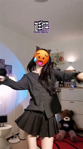 Discover Spot Dance Magic: Learn Two Moves in 60 Seconds! JiatongYao EasyLearnDance