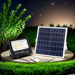[Hot Item] IP66 Outdoor Waterproof and Lightning Protection Solar Flood Lighting with Anti-Shedding PC Glass Frame