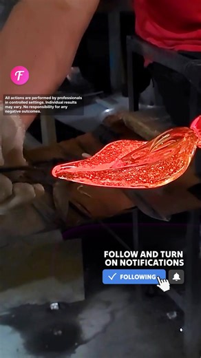 Creating Glass Sheets from Liquid Glass | Fabiosa Digest