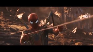 Continuando con las peleas de Spider-man en el cine, ahora es el turno de sus apariciones en Infinity War. En este video se recopilan casi todas sus apariciones y escenas. | Mundo Arácnido
