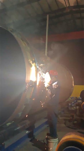 Waste Plastic to Fuel Oil Cracking Furnace #plasticrecycling #pyrolysis #wastemanagement