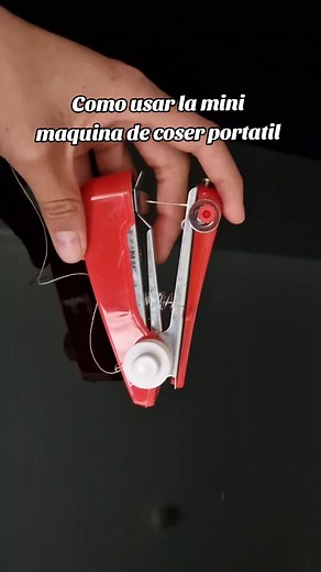 Cómo usar la mini máquina de coser portátil