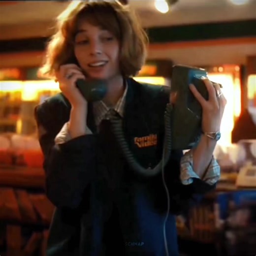 ‏Robin>> | #robinbuckley #mayahawke #strangerthings4 #velocityedit