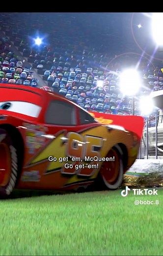 Lightning McQueen Spectacular Race Moments in Cars 1