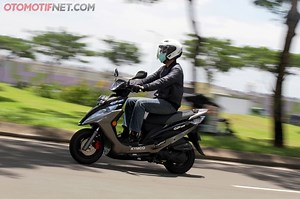 Pesaing FreeGo, Kymco GP 125 Dites, Top Speed dan Konsumsi Bensin Cuma Segini? - Otomotifnet.com