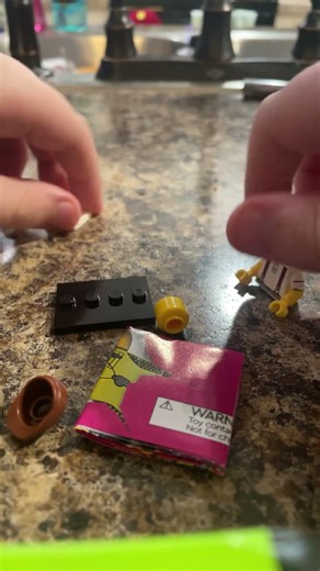 Opening mini fig pack!!! #lego #minifigure