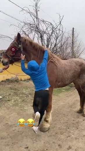 1.7M views · 10K reactions | Subscribe more videos www.youtube.com@FALCON_UZ #reelsinstagram #street #vidiography #photography#water #trend | Mirsaid Muminov | Facebook