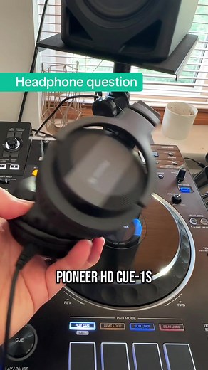 Headphone Selection Tips for DJs