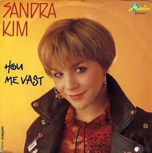 4482107-Sandra-Kim-Hou-Me-Vast-Me-Laisse-Pas