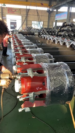 Quality makes the difference. Each trailer axle and component is produced under strict quality control. Built to last. Built to perform. 品质决定价值。 每一件挂车车轴及配件都经过严格质量控制。 耐用可靠，性能稳定。 #traileraccessories #AxleAndSuspension #parts #factory #配件