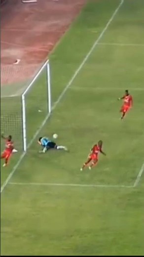 Clatous Chota Chama Skills (Simba Sc Vs Horoya ) #clatouschama Music by Song: Alex Colt- Timeless