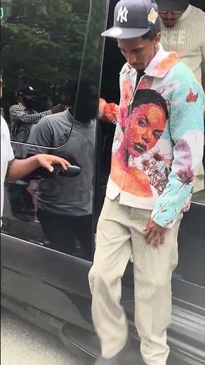❤️DIDDY TRIAL SONS QUINCY KING & JUSTIN ENTER COURT AS KING COMBS WEARS MOM KIM PORTER ON HIS JACKET