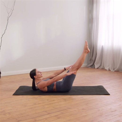 A Pilates teacher recommends this beginner routine to strengthen your core and stabilize your spine