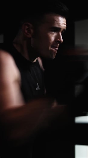 Summer body, meet FUZE's Strike. Our high-energy boxing programme is your secret weapon for maximum fat burn this season. Torch calories while building lean muscle — a quick-fire 1-2-3 combo of cardio, strength and skill development. 🥊 Not yet a PURE Cardholder? Leave a comment below with the word "PURE" and we'll send you a surprise. 準備迎接您的完美夏日身材！體驗FUZE的Strike拳擊課堂，點亮您的熱情，有效燃燒卡路里，同時鍛鍊精實肌肉。Strike結合了有氧運動、力量訓練與拳擊技巧，讓您在挑戰極限的同時，全面提升身體質素。不論您的目標是突破自我還是重拾健康，FUZE的Strike課程都將為您帶來前所未有的震撼與收穫！🥊 還不是PURE持卡人？在