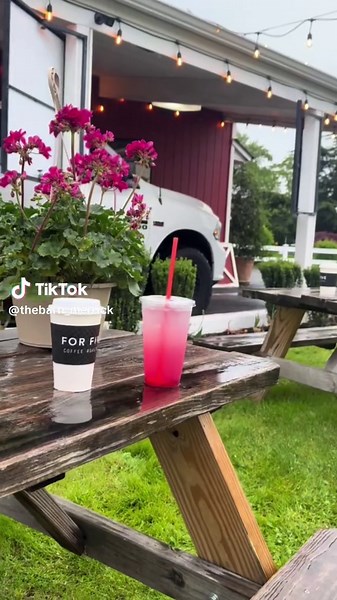 The Barn in Merrick: Specialty Lattes and More