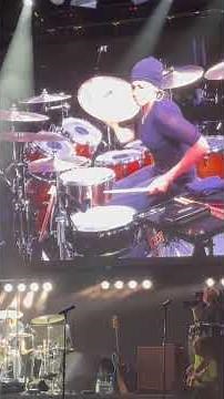 Cindy Blackman drum solo at Carlos Santana Oneness Concert🥁🤘#carlossantana #cindyblackman #ruoff