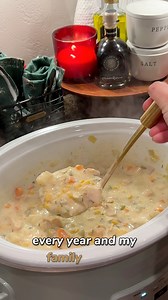 Leftover Turkey Idea! Recipe: https://www.themagicalslowcooker.com/slow-cooker-turkey-chowder/ | The Magical Slow Cooker