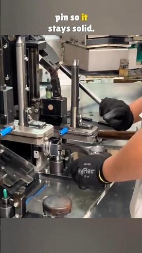 How Pistons and Rods Are Installed #manufacturing #factorytour #assembly #automobile #car #mechanic