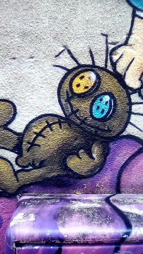 ALICE 🖌️ MARK BODÉ (◕‿◕) #streetart #urbex #graffitiart