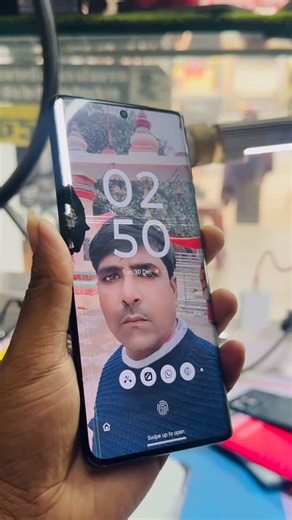 Narendra Gupta on Instagram: "Motorola edge 50 pro repairing ✅ Visit @purab_mobile264 Bansi❤️ . . . . . . . #mobilerepairing #ᴠɪʀᴇʟ #tranding #reel #siddhartnager"