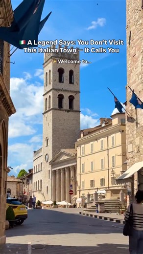 🇮🇹📍A Legend Says: You Don’t Visit Assisi — It Finds You When You Need It Most. This hilltop town in Umbria is one of Italy’s most peaceful and spiritual destinations. If you’re looking for beauty, history, and a deeper kind of calm, here’s how to plan your visit 👇 🚗 Getting There: ✅ Option 1: Join a guided day tour from Florence that brings you back to Florence the same day— easy, comfortable, includes transport, guided visits inside the cathedrals and a visit to Orvieto. Comment down “Assi