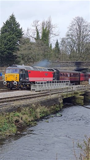Railway Engineering Solutions Class 47 No. 47715 In Virgin Livery Thrashing out of Haworth Station