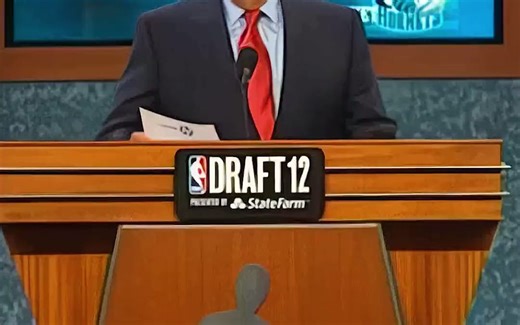 青涩！回看12年选秀日！#戴维斯当选2012届NBA选秀状元#来nba#湖人