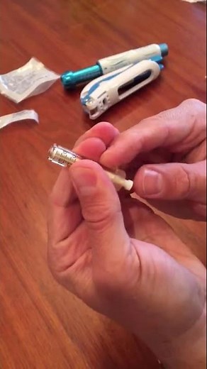 How To: prepare the Comfort-in Needle-free syringes/nozzles