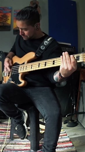 How to play a slipknot song on a bass #basscover #jazzbass #bass #short