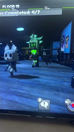 Me distracting as eclipse on 1