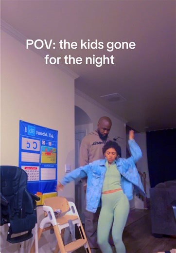 Lindseay (@theosburnfamily) - I gotta post these on @DiaryOfLalaLindseay account because Lala tryna take over Lindseay’s page 🤣🤣 #theosburnfamily #marriagehumor ##couplegoals#c#couplescomedy