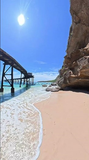 ✨ Catherine Hill Bay – under the old jetty. The natural beach curve is unbelievable.