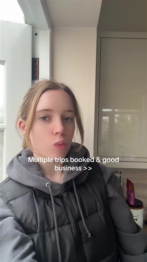 Charlotte Elizabeth 🌺 (@itscharlotteelizabeth)’s videos with Share The House - Ewan McVicar