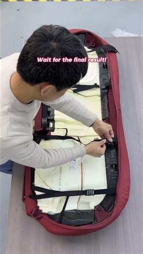 EKR custom red seat cover for the Audi A4L installation.