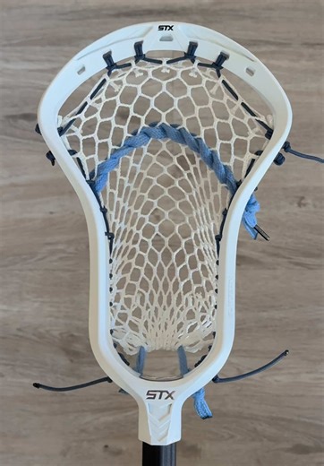 👑🌊SeaKing Surgeon🌊👑 Strung up for Isaac! • • • STX Surgeon1K strung w/ ECD Hero 4.0 Semi-Soft & Jimalax crosslace • • • #stmlax #simplestrings #white #carolinablue #surgeon1k • • • Need a new stick or a stick strung? DM me for details!