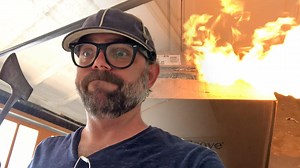 I wanted this unboxing to be UN-boring for this partnership with Grove Collaborative. SO! I turned up the heat (LITERALLY 🔥). grove.co/howtobeadadseedling ↑ First-timers will get a free gift pack when they use this link! Grove’s commitment is to get to 1 million trees by 2022: every Seedling order plants trees! It feels really good buying products that help out our planet and keep my family safe from harmful chemicals. #ad | HowToBeADad