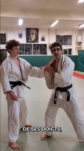 Comment faire lâcher le revers en garde opposée